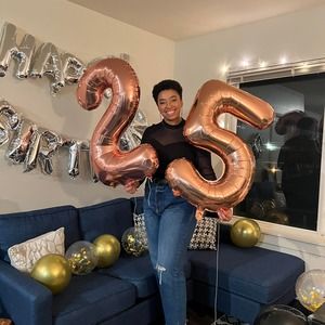 Meet your Posher, Alicia